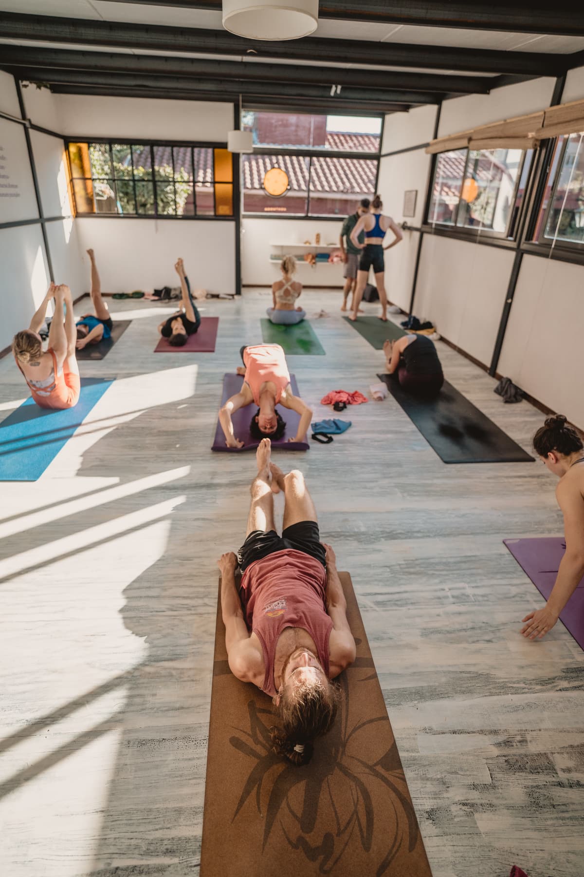 Práctica en la Shala — Ashtanga Mendoza Templo